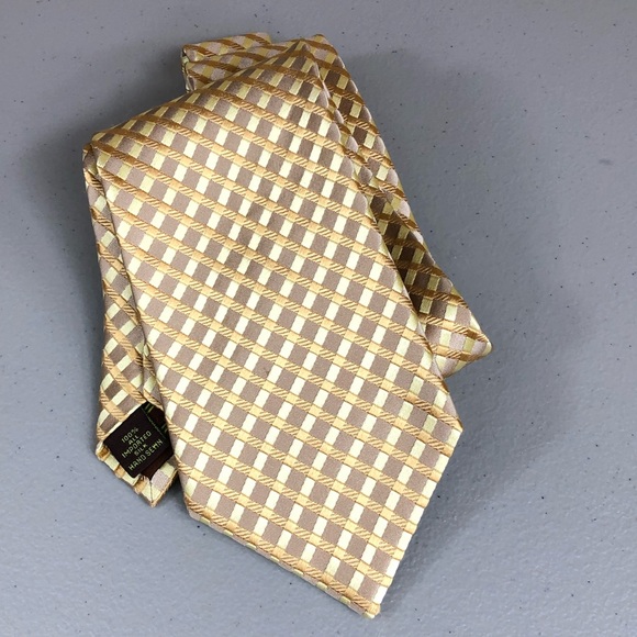 BCBG Attitude Gold and Tan 100% Silk Hand Sewn Tie - Picture 4 of 4